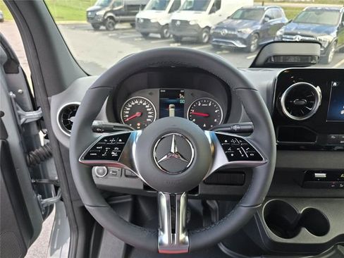 New 2026 Mercedes-Benz Sprinter 2500 image 26