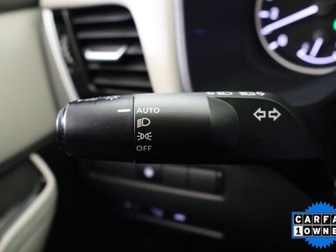 Used 2023 Nissan Rogue SL w/ SL Premium Package image 30