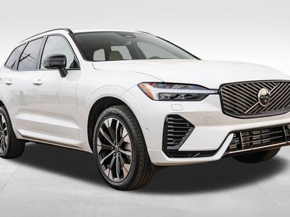 New 2026 Volvo XC60 T8 Plus w/ Climate Package