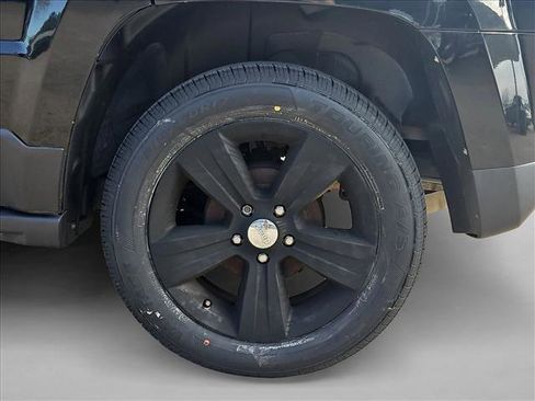 Used 2016 Jeep Patriot Sport w/ Tire & Wheel Group image 22