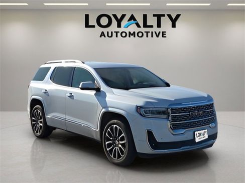 Used 2022 GMC Acadia Denali w/ Denali Technology Package image 7