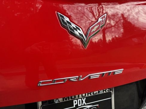 Used 2014 Chevrolet Corvette Z51 w/ 2LT Preferred Equipment Group image 32