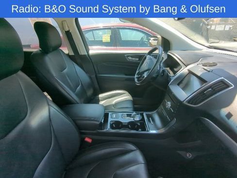 Used 2019 Ford Edge Titanium w/ Class II Trailer Tow Package AWD/4WD image 7