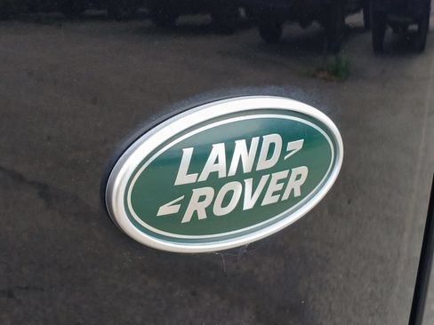 Used 2022 Land Rover Range Rover Velar S AWD/4WD image 31