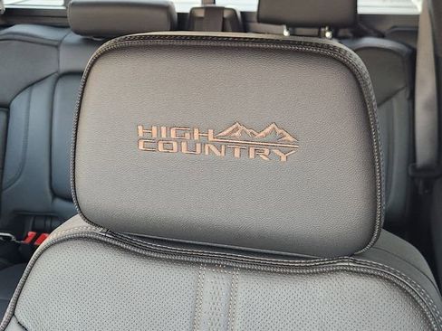 Used 2023 Chevrolet Silverado 1500 High Country image 22