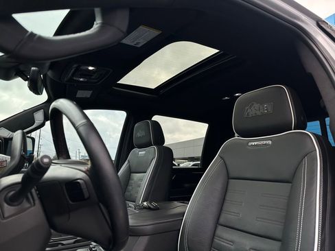 Used 2024 GMC Sierra 2500 AT4X w/ AT4X AEV Edition image 14