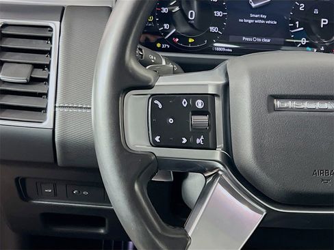 Certified 2024 Land Rover Discovery Dynamic SE image 10