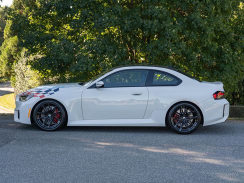Used 2025 BMW M2 w/ Lighting Package image 3