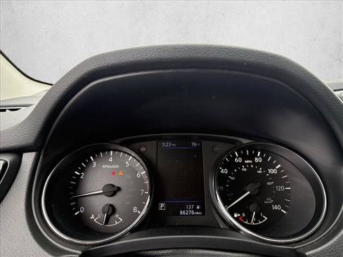 Used 2020 Nissan Rogue Sport S w/ Appearance Package FWD image 12