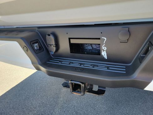 Used 2025 Ford F150 Lightning Lariat AWD/4WD image 10