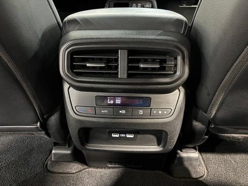 Certified 2023 Honda Pilot EX-L image 30