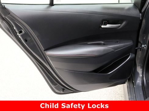 Used 2025 Toyota Corolla SE image 24