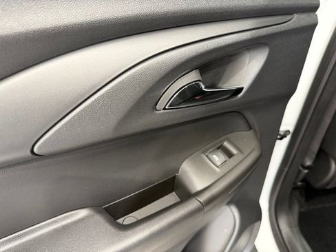 New 2026 Chevrolet TrailBlazer ACTIV AWD/4WD image 18