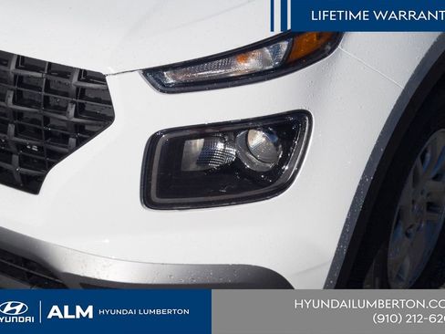 New 2026 Hyundai Venue SE FWD image 12