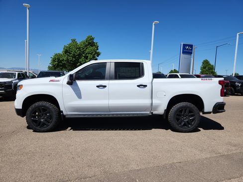 New 2026 Chevrolet Silverado 1500 LT Trail Boss w/ LT Trail Boss Premium Package AWD/4WD image 2