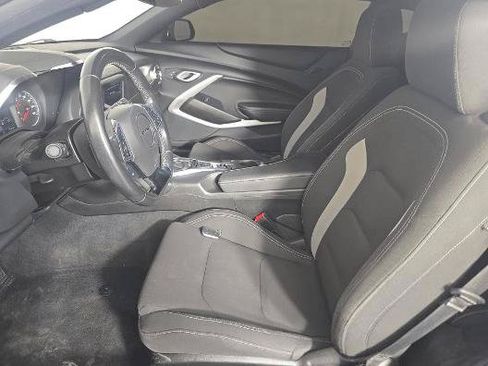 Used 2022 Chevrolet Camaro LT RWD image 17