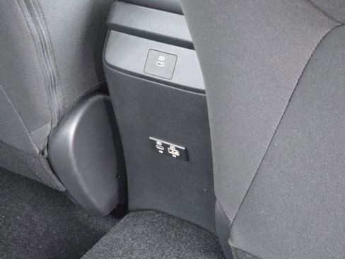 New 2026 Nissan Sentra SR w/ Floor Mat Package FWD image 15