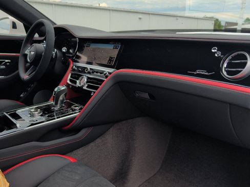 New 2026 Bentley Flying Spur Plug-In Hybrid AWD/4WD image 2