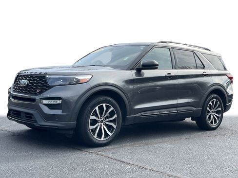 Used 2020 Ford Explorer ST w/ Premium Technology Package image 22