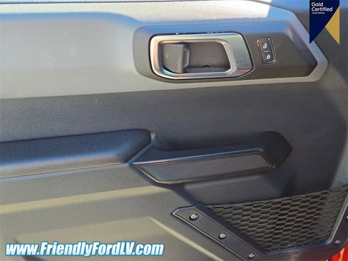 Certified 2024 Ford Bronco Black Diamond image 17