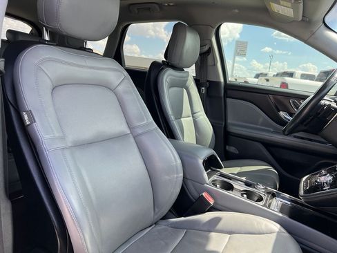 Used 2020 Lincoln Corsair Reserve w/ Appearance Package FWD image 24