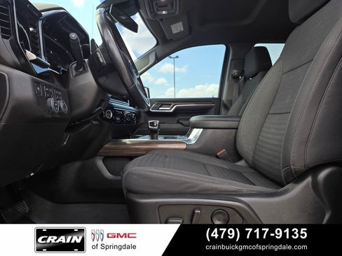 Used 2022 Chevrolet Silverado 1500 LT AWD/4WD image 11