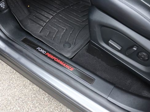 Used 2022 Ford Explorer ST w/ Equipment Group 401A AWD/4WD image 12