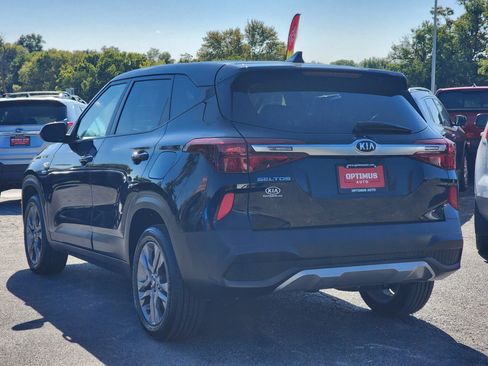 Used 2021 Kia Seltos LX image 5