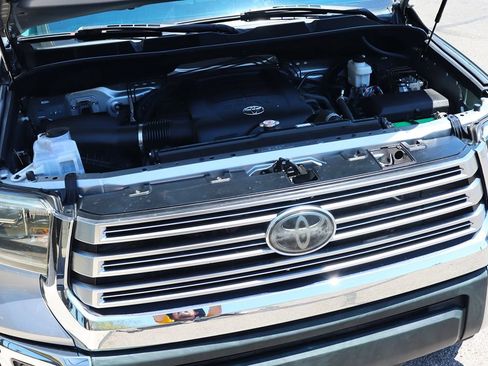 Used 2018 Toyota Tundra Limited w/ Limited Premium Package AWD/4WD image 58