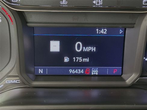 Used 2020 GMC Sierra 1500 AT4 w/ AT4 Premium Package AWD/4WD image 19