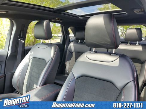 Certified 2023 Ford Edge ST-Line AWD/4WD image 11
