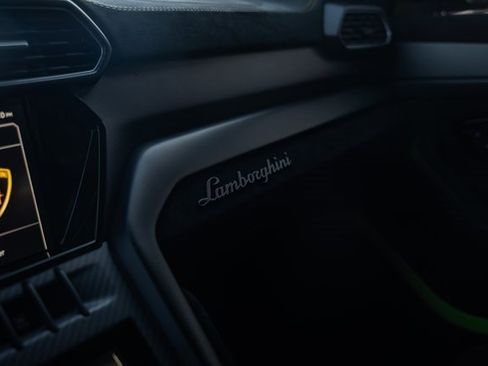 Used 2024 Lamborghini Urus Performante image 35