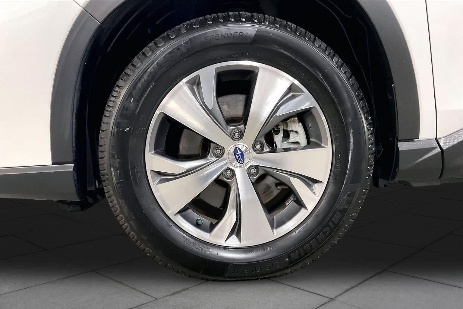 Used 2019 Subaru Ascent Premium AWD/4WD image 11