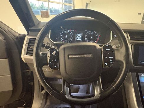 Used 2018 Land Rover Range Rover Sport HSE AWD/4WD image 15