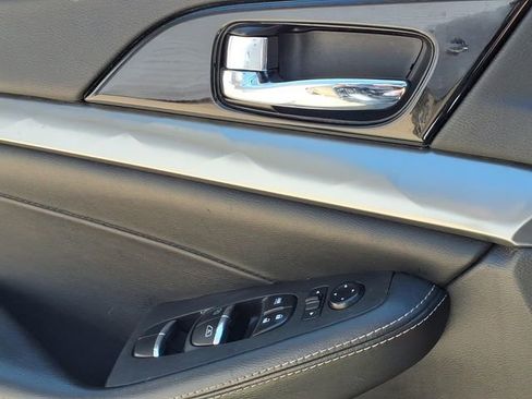 Used 2022 Nissan Maxima SV w/ Floor Mat Group FWD image 17