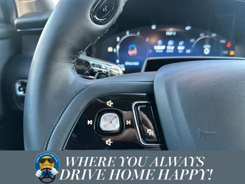 New 2025 Lincoln Corsair Reserve w/ Equipment Group 202A image 9