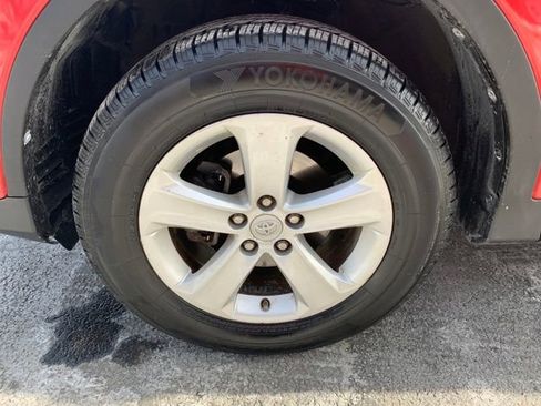 Used 2014 Toyota RAV4 XLE image 9
