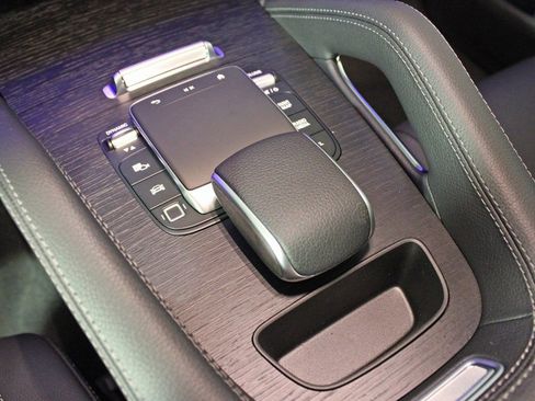 Certified 2026 Mercedes-Benz GLE 450 GLE 450 image 26