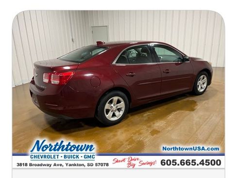 Used 2015 Chevrolet Malibu LT image 5