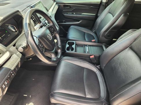 Used 2023 Honda Odyssey EX-L image 12