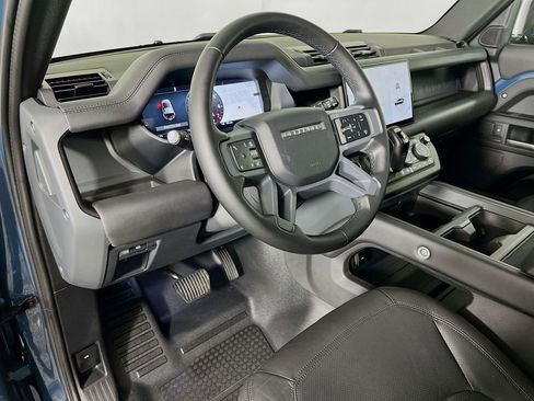Certified 2025 Land Rover Defender 110 S AWD/4WD image 9