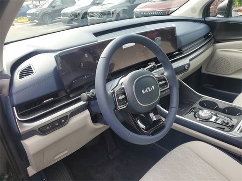 New 2026 Kia Carnival SX w/ SX Dark Edition Package image 19