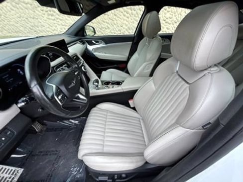 Used 2022 Genesis G70 3.3T w/ Sport Advanced Package AWD/4WD image 13