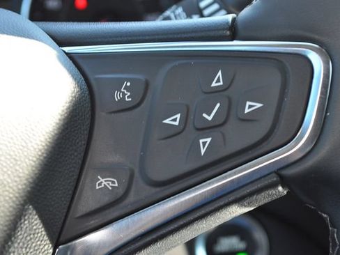 Used 2024 Chevrolet Equinox LT w/ LPO, Floor Liner Package FWD image 31