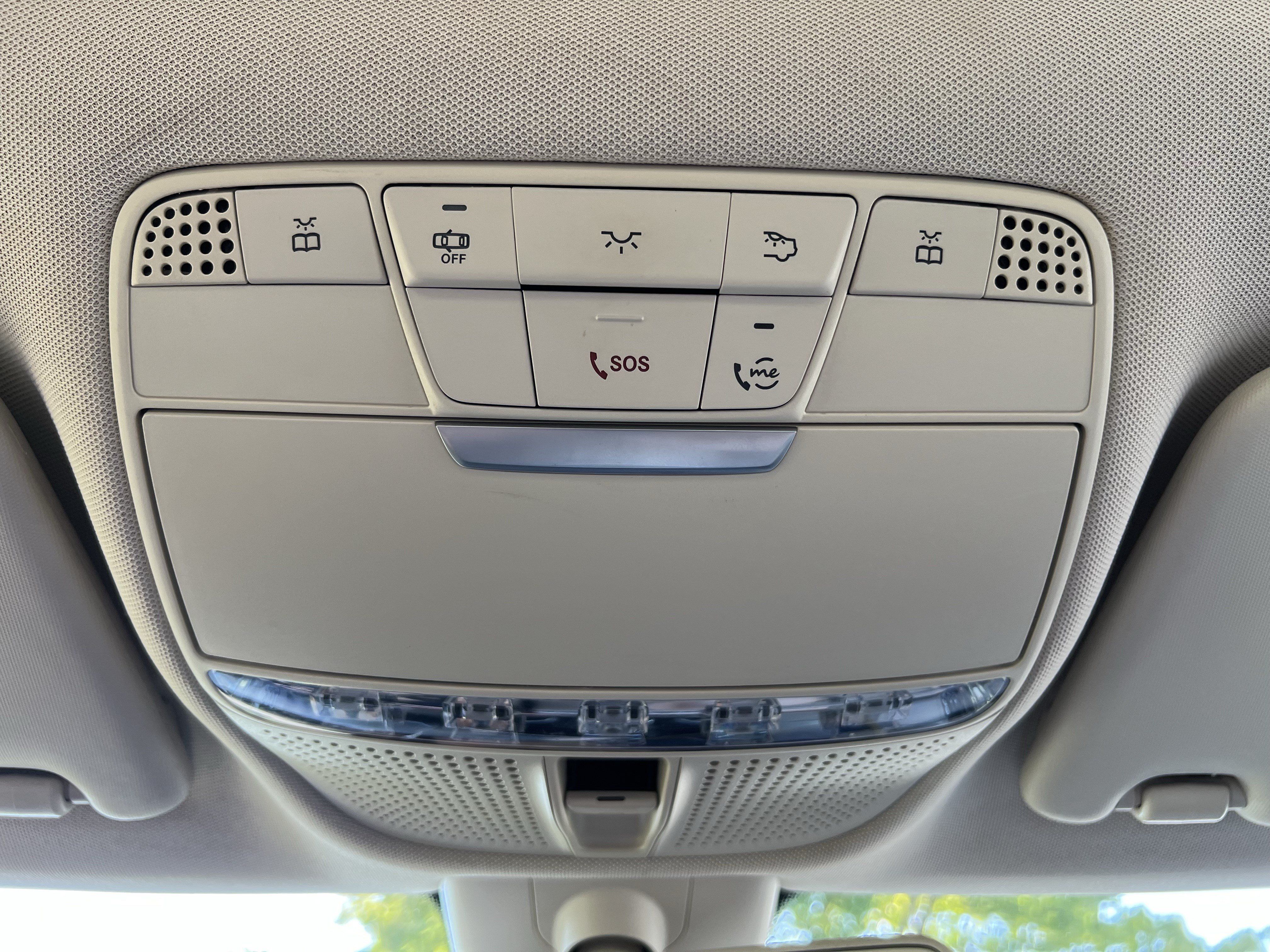 Certified 2019 Mercedes-Benz C 300 Sedan image 28