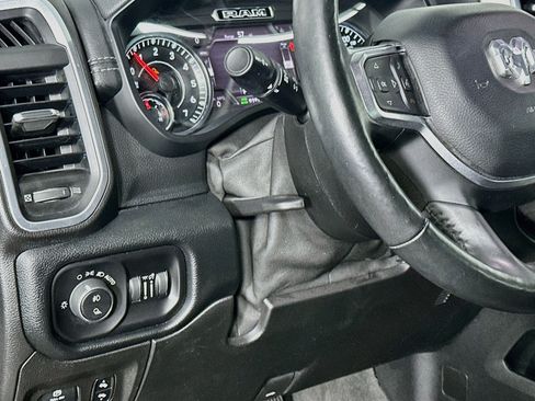 Used 2020 RAM 1500 Laramie w/ Sport Appearance Package AWD/4WD image 17