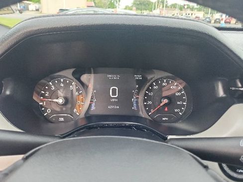 Used 2025 Jeep Compass Limited AWD/4WD image 38