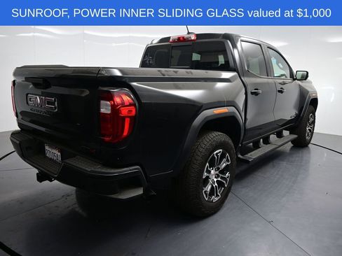 Used 2024 GMC Canyon AT4 w/ AT4 Premium Package AWD/4WD image 4
