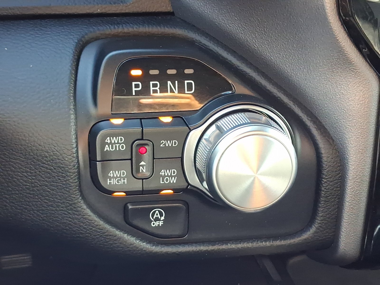 Used 2021 RAM 1500 Laramie w/ Sport Appearance Package AWD/4WD image 14