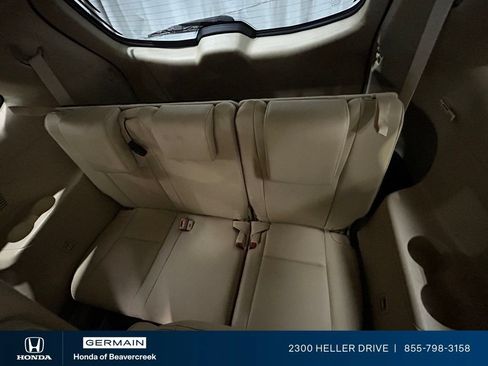 Used 2019 Toyota Highlander XLE AWD/4WD image 29